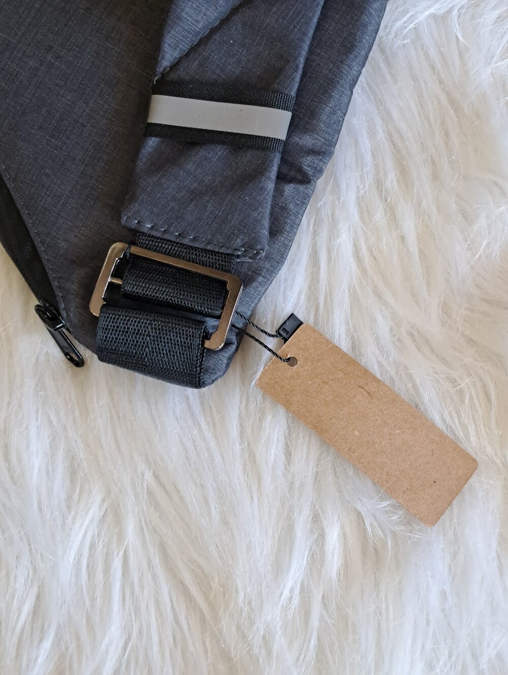 New Gray Swing Bag From Wander - Picture 7 of 14